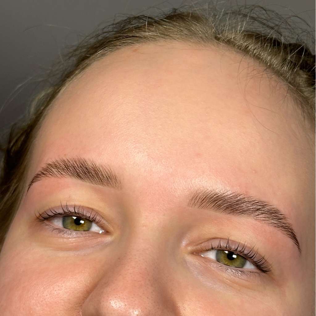 Долговременная укладка и окрашивание бровей