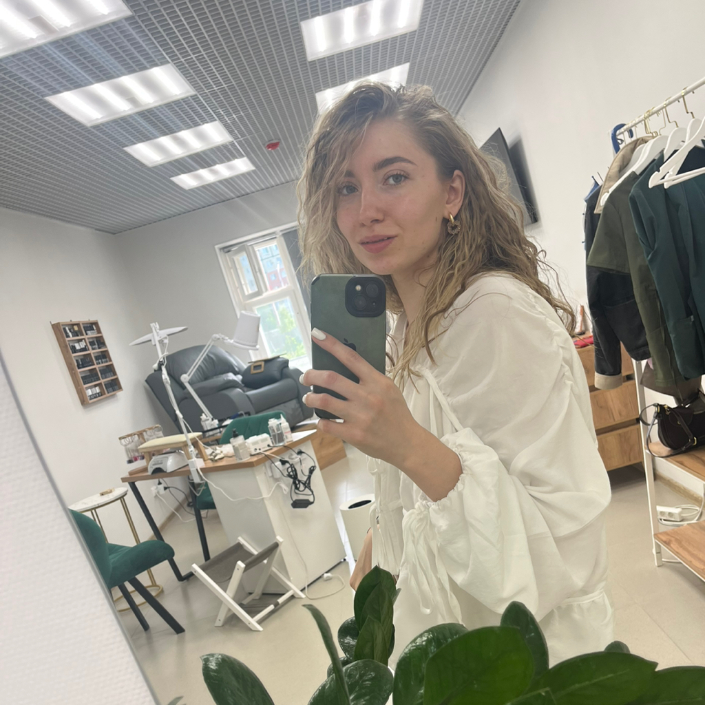 Маникюр Алина