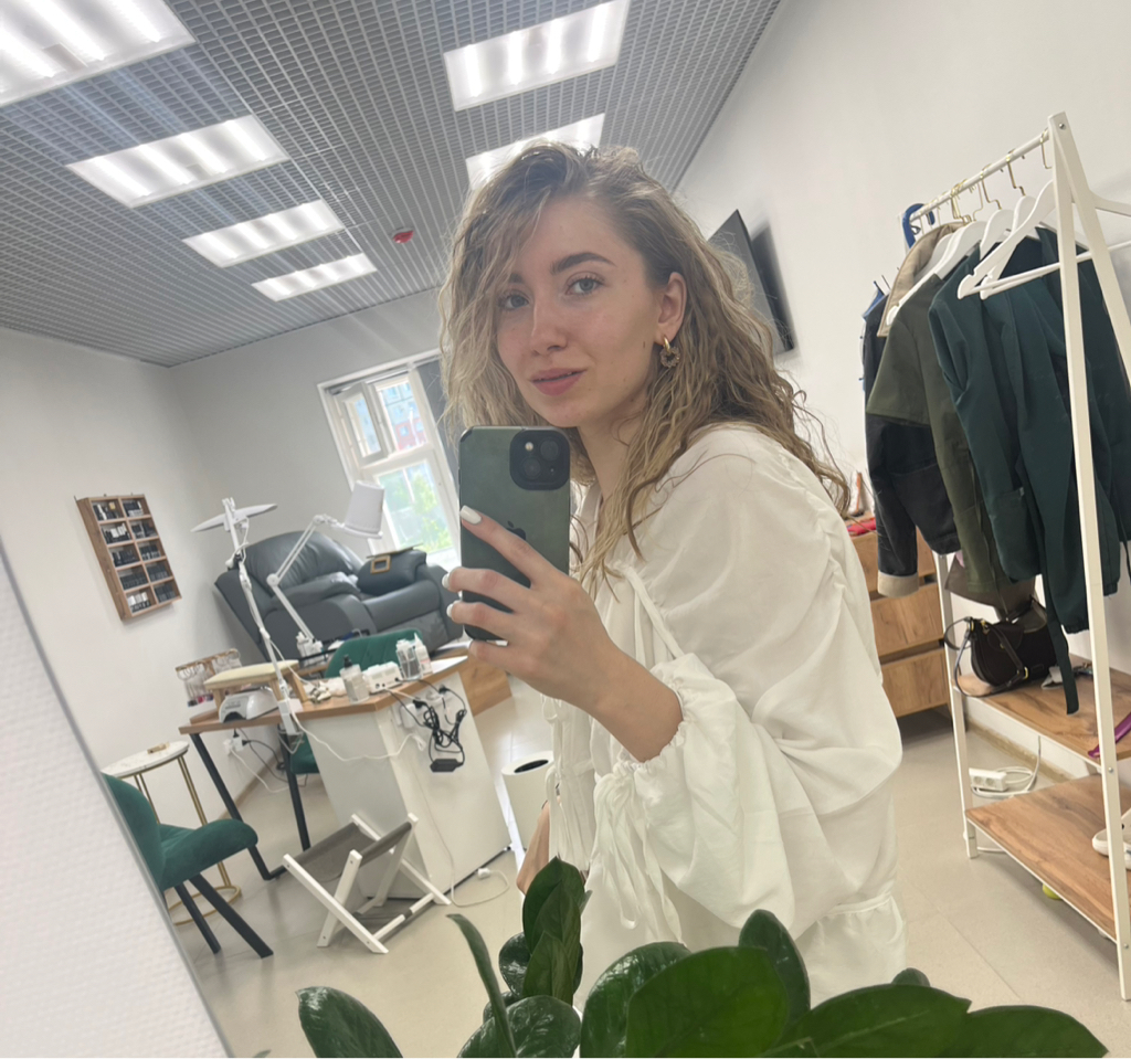 Педикюр Алина