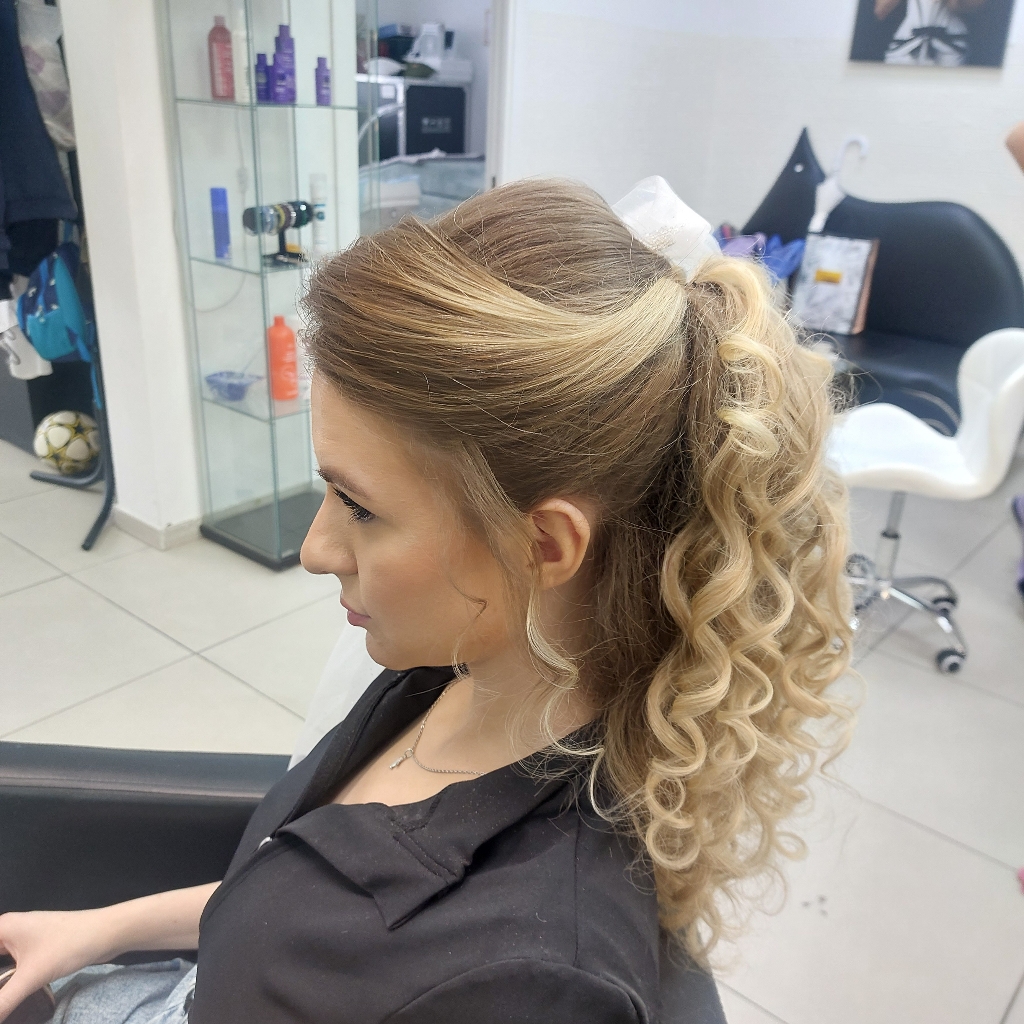 вечерная причёска