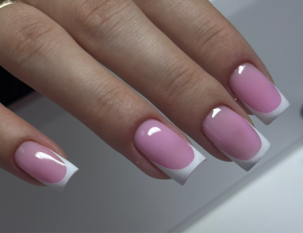 Маникюр с покрытием + дизайн(френч, втирка)