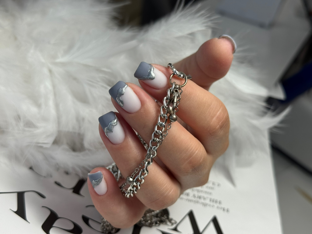 Дизайн на всех ногтях