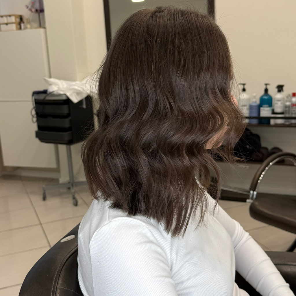 Окрашивание в один тон (WELLA)  Длина средняя