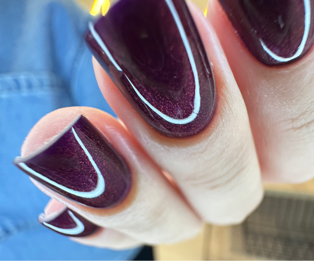 Маникюр с покрытием гель-лак