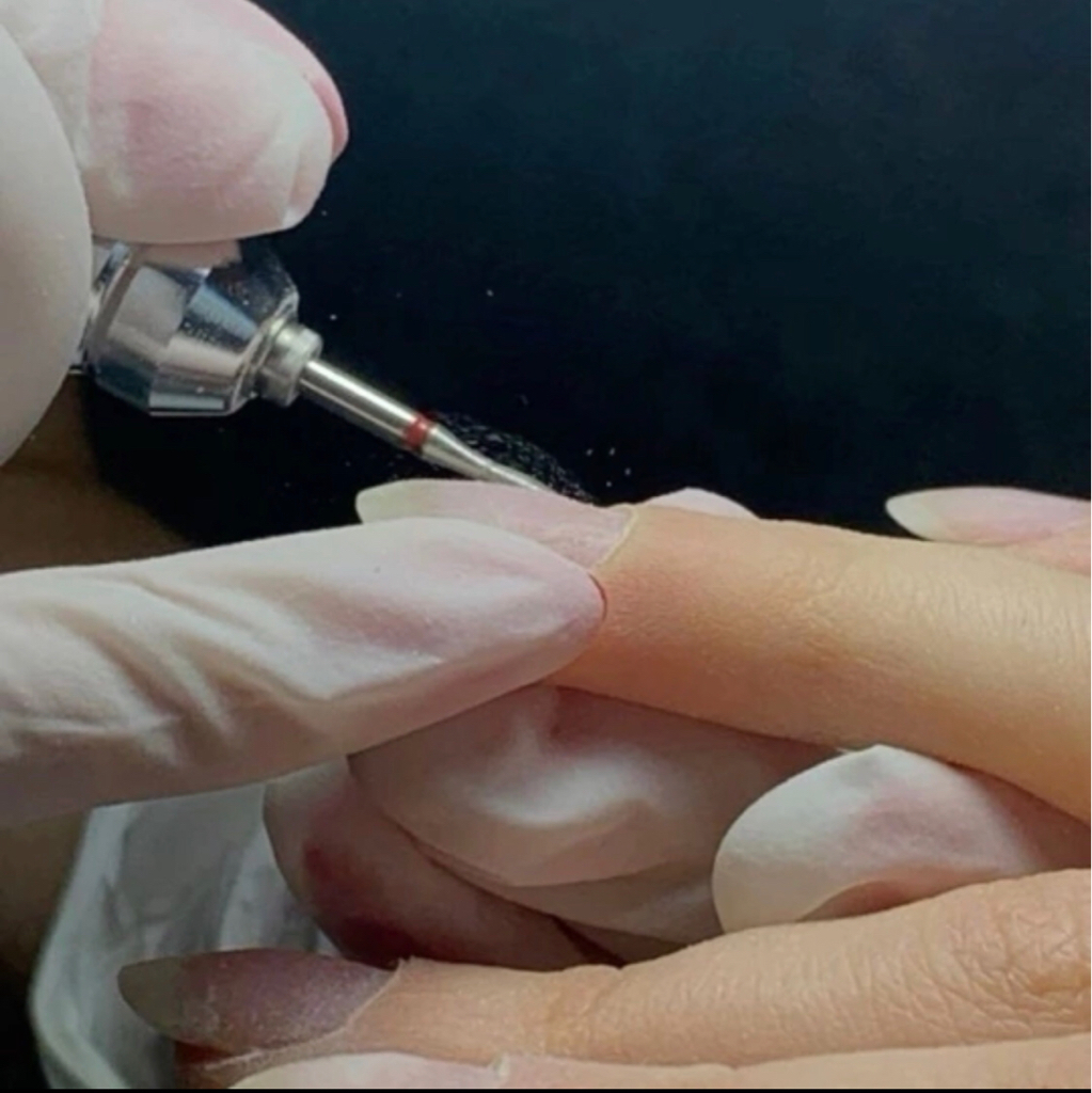 Маникюр аппаратный