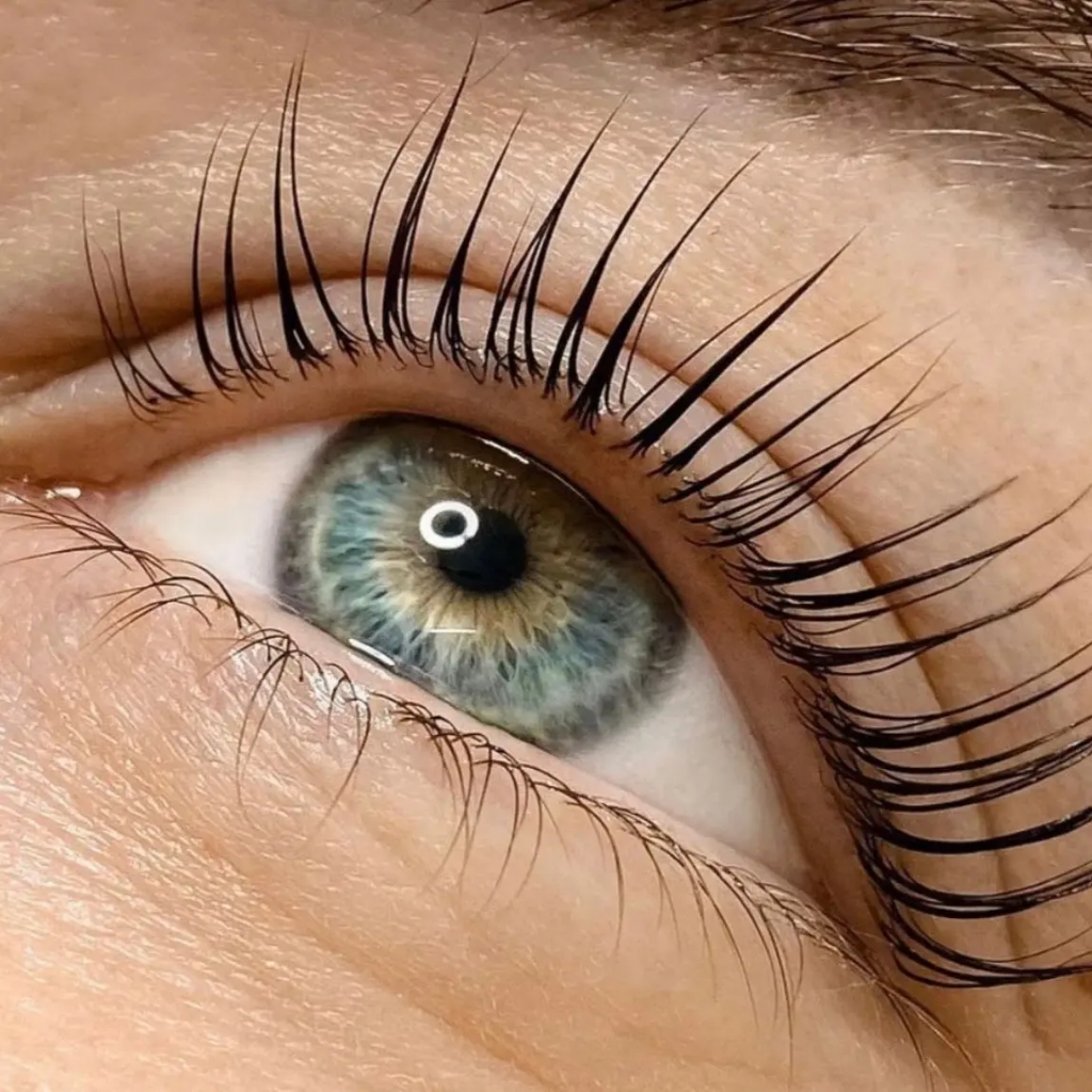 Ламинирование ресниц