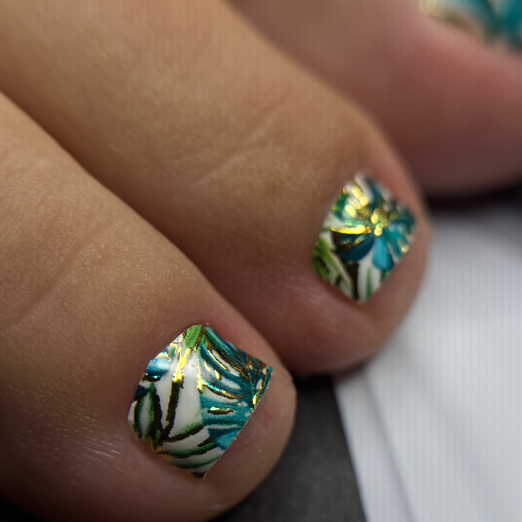 Педикюр полный(покрытие пленками).