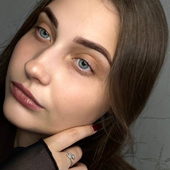 Коррекция +окрашивание+уход бровей