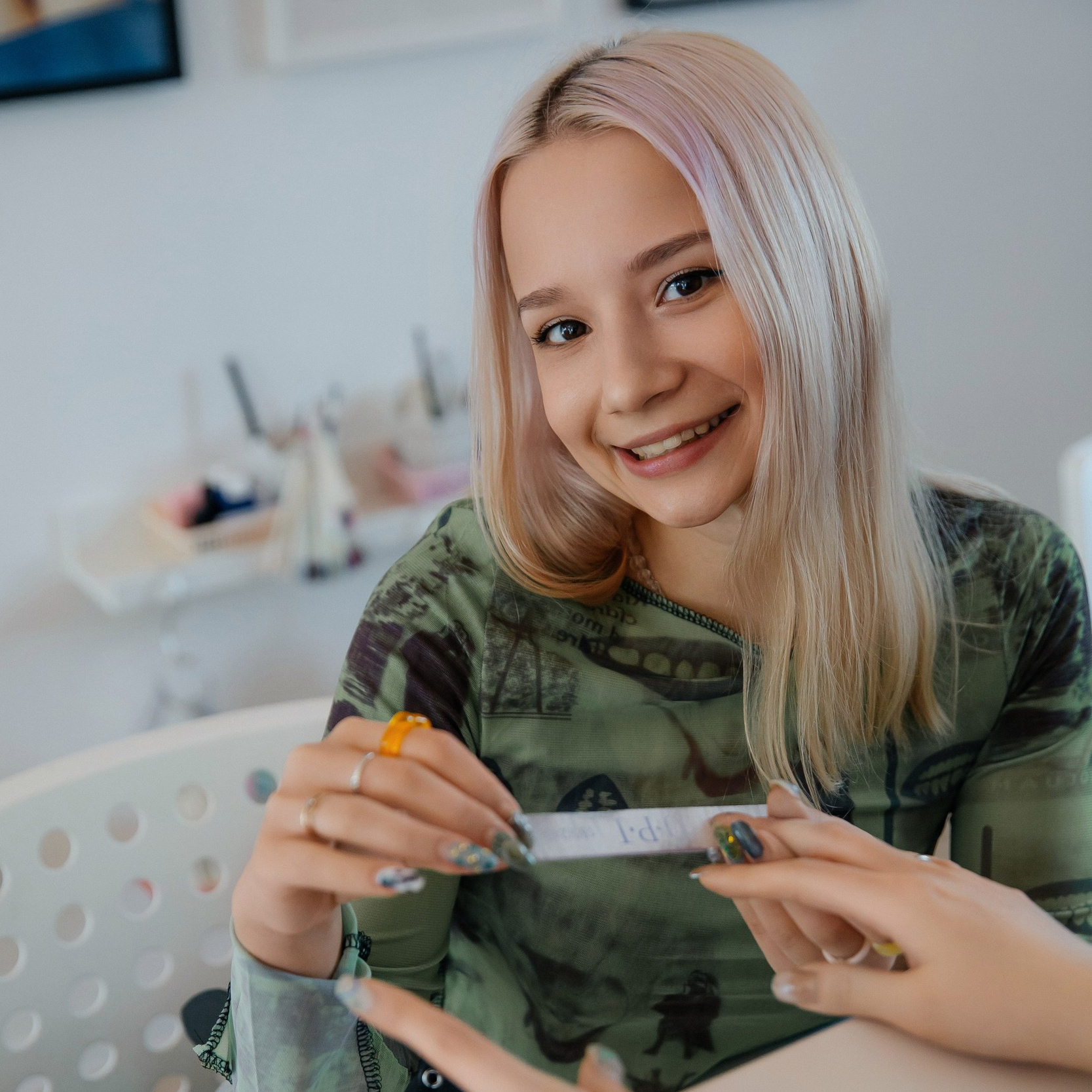 NEW Мастер, Акция СНЯТИЕ + МАНИКЮР + ПОКРЫТИЕ (укрепление в подарок)