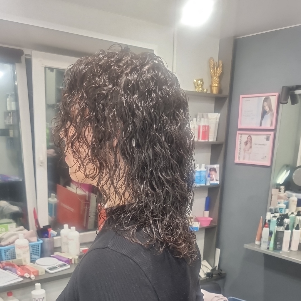 биозавивка на волосы  средней длинны