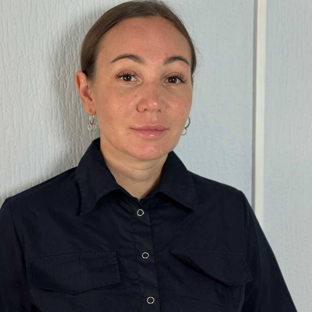 Юлия (кабинет 511)