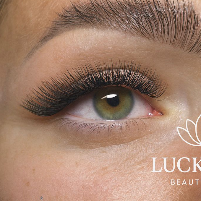 Наращивание ресниц Зд объем