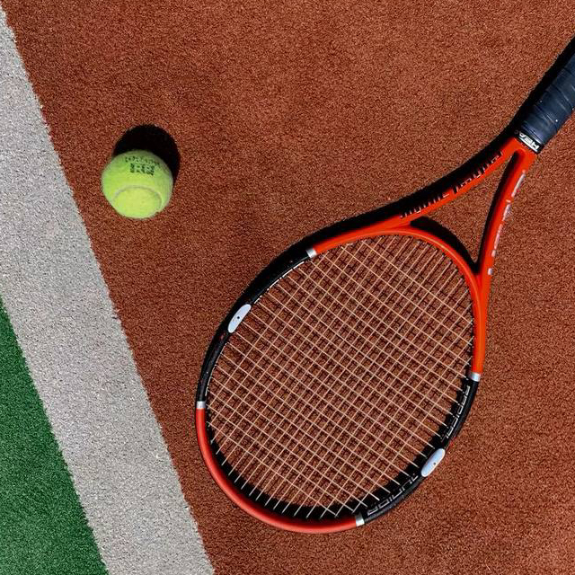 Аренда корта Большой теннис. Покрытие ТРАВА. 2 часа