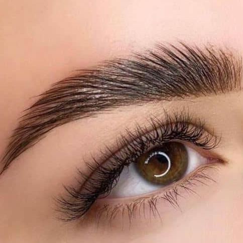 c. Ламінування брів / фарбування / корекція