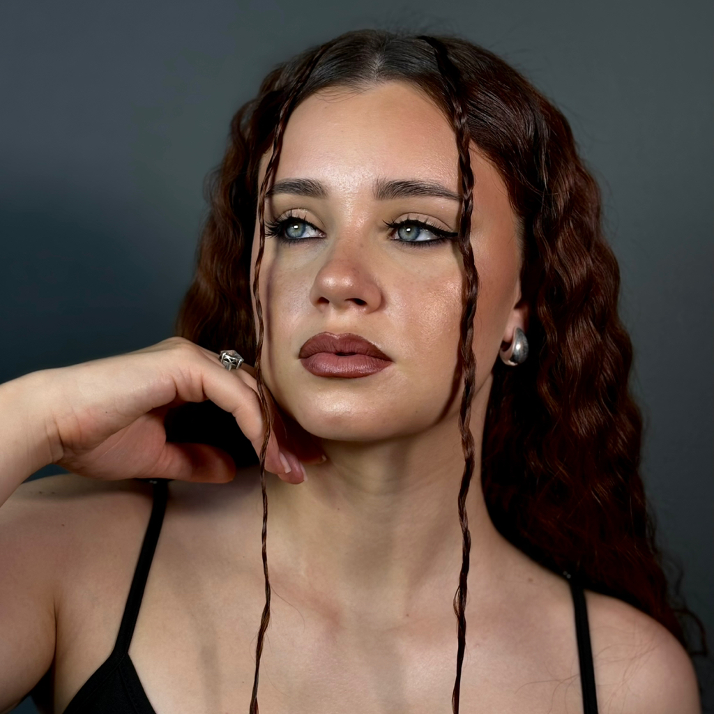 Полный образ (макияж, укладка)