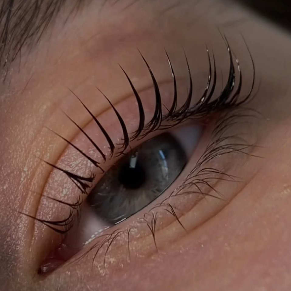 Комплекс: Ламинирование ресниц+окрашивание+ботокс