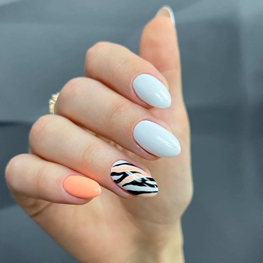 Дизайн  (1 ногтя) рисунок