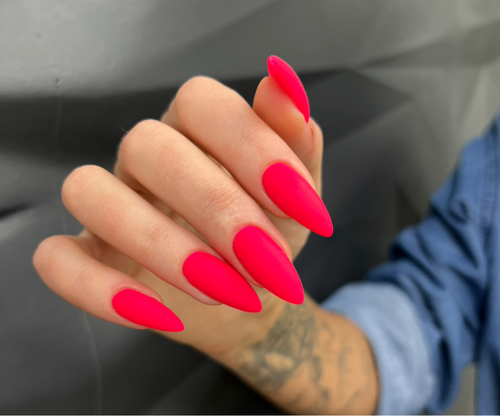 Маникюр+покрытие гель-лак (снятие в ПОДАРОК)