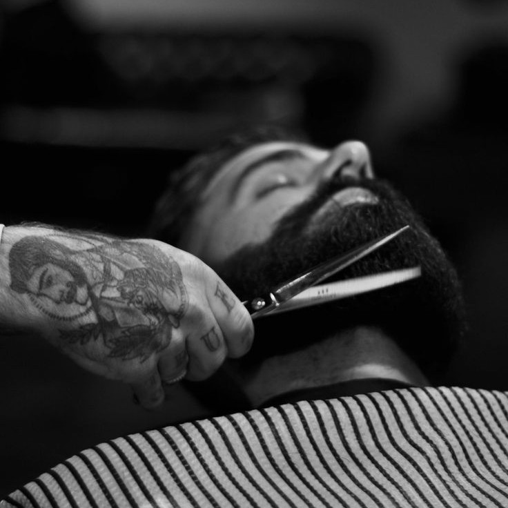 Оформление бороды и Усов