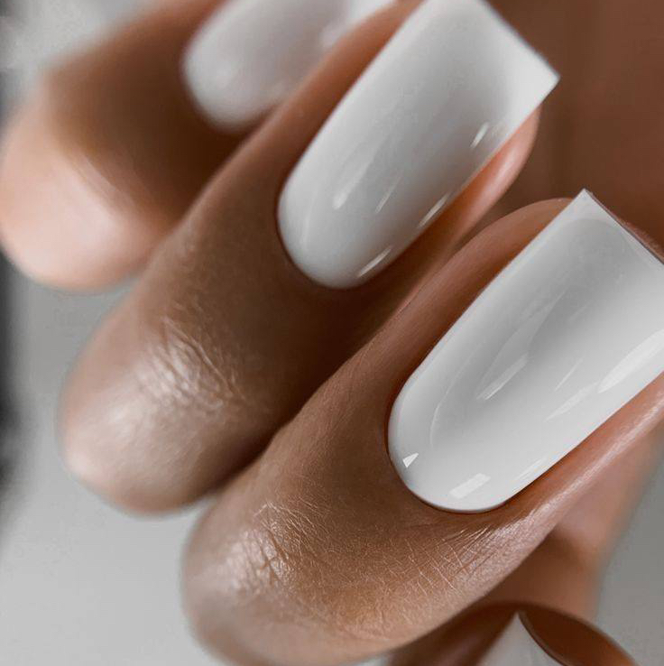 Маникюр с покрытием гель-лак