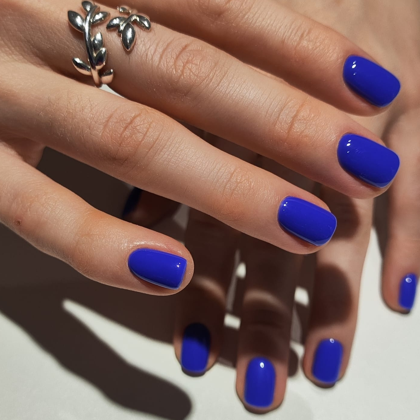 Маникюр с покрытием гель, гель-лак