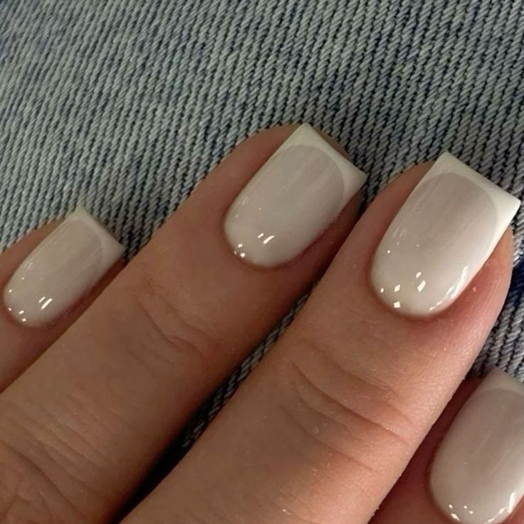 Короткое наращивание ногтей +2-3 мм после подушечки