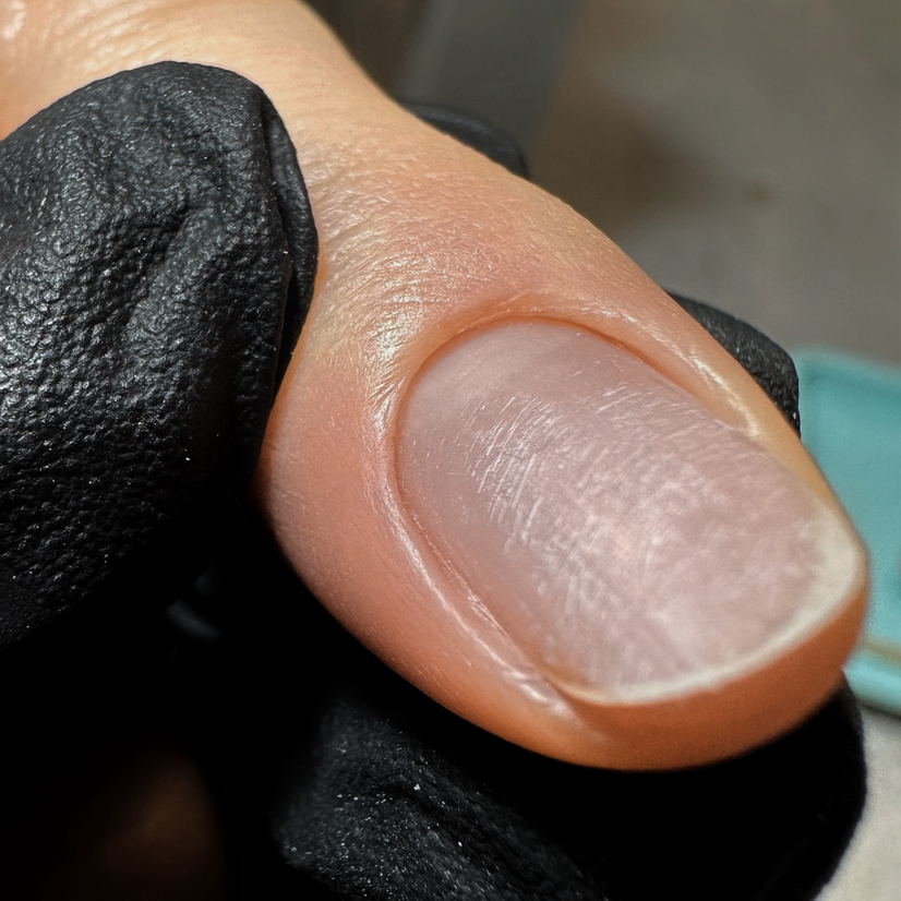 Маникюр без покрытия