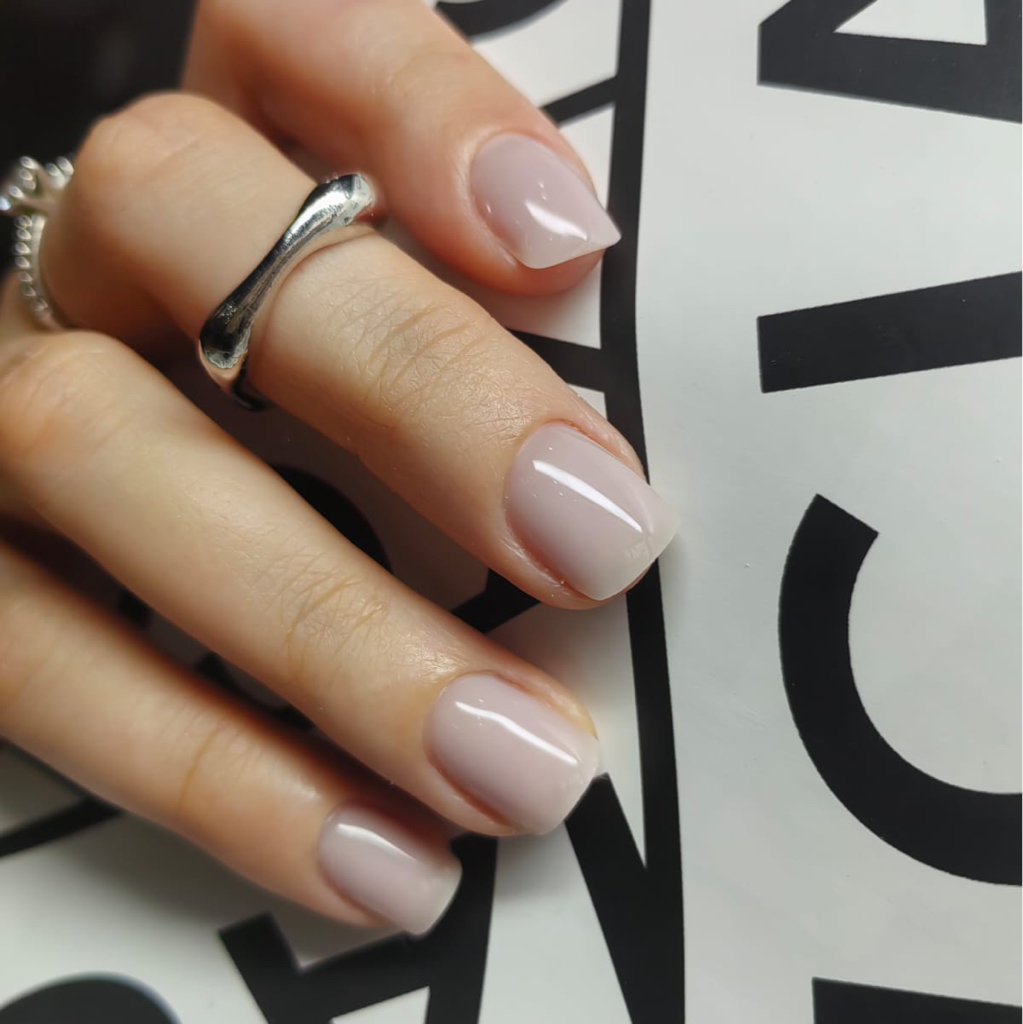 Маникюр с покрытием гель-лак (снятие в подарок)