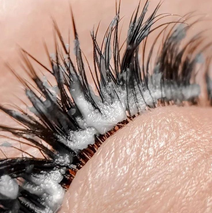 Снятие ресниц