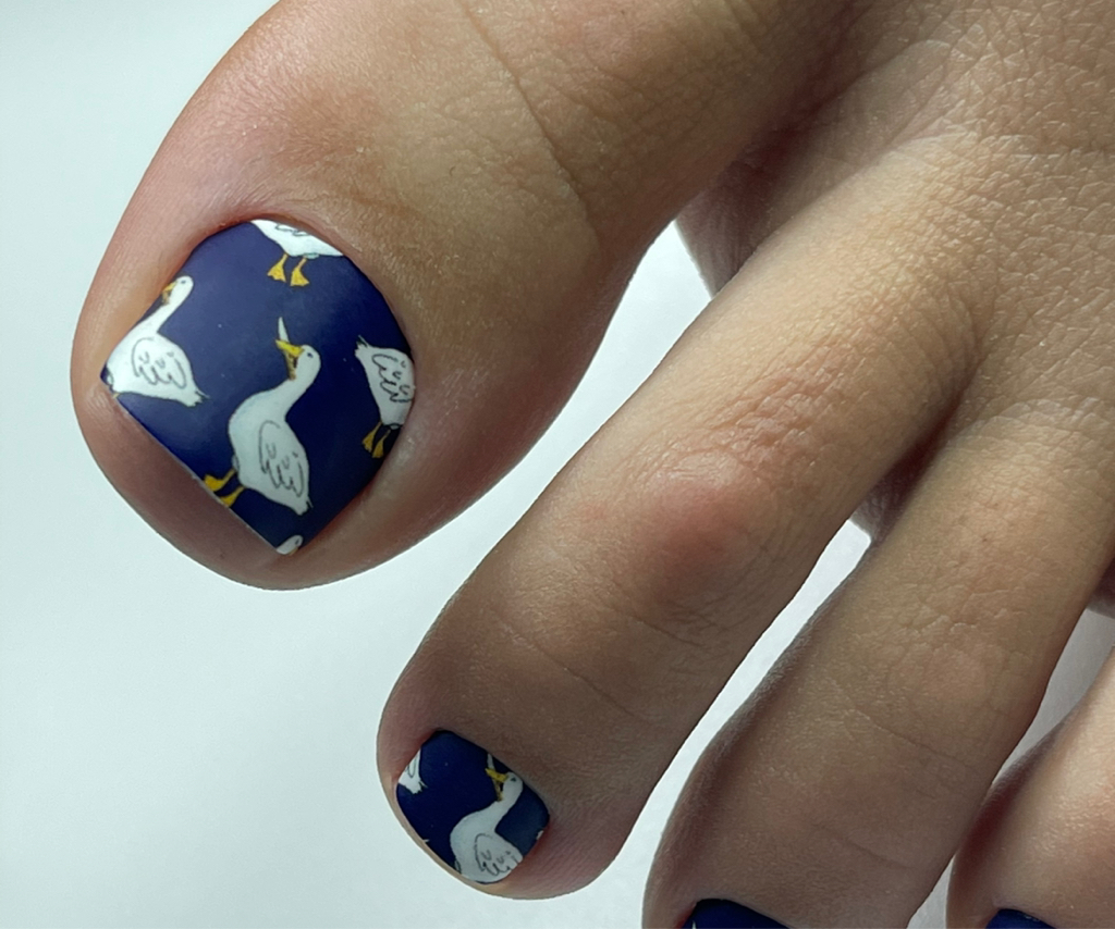 Педикюр (пальчики с покрытием гель лак)