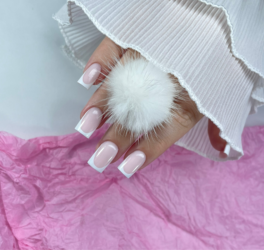 Маникюр с дизайном