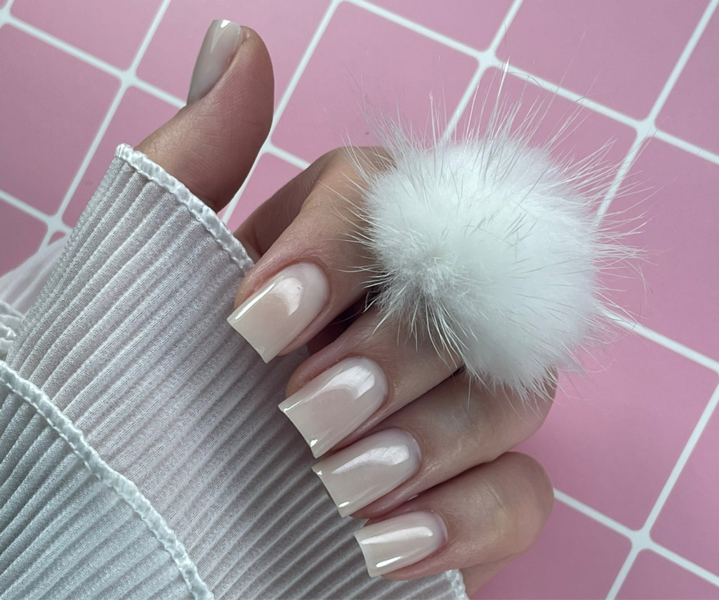 Маникюр с покрытием