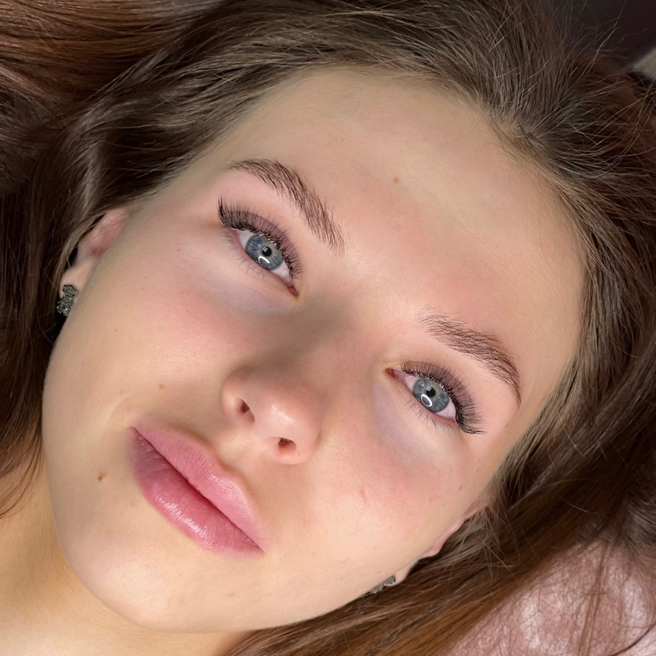 Наращивание ресниц 2D