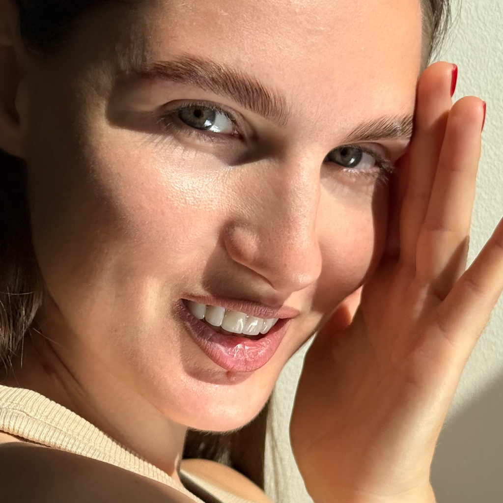 Ламинирование бровей (окрашивание,коррекция, прореживание и уход)