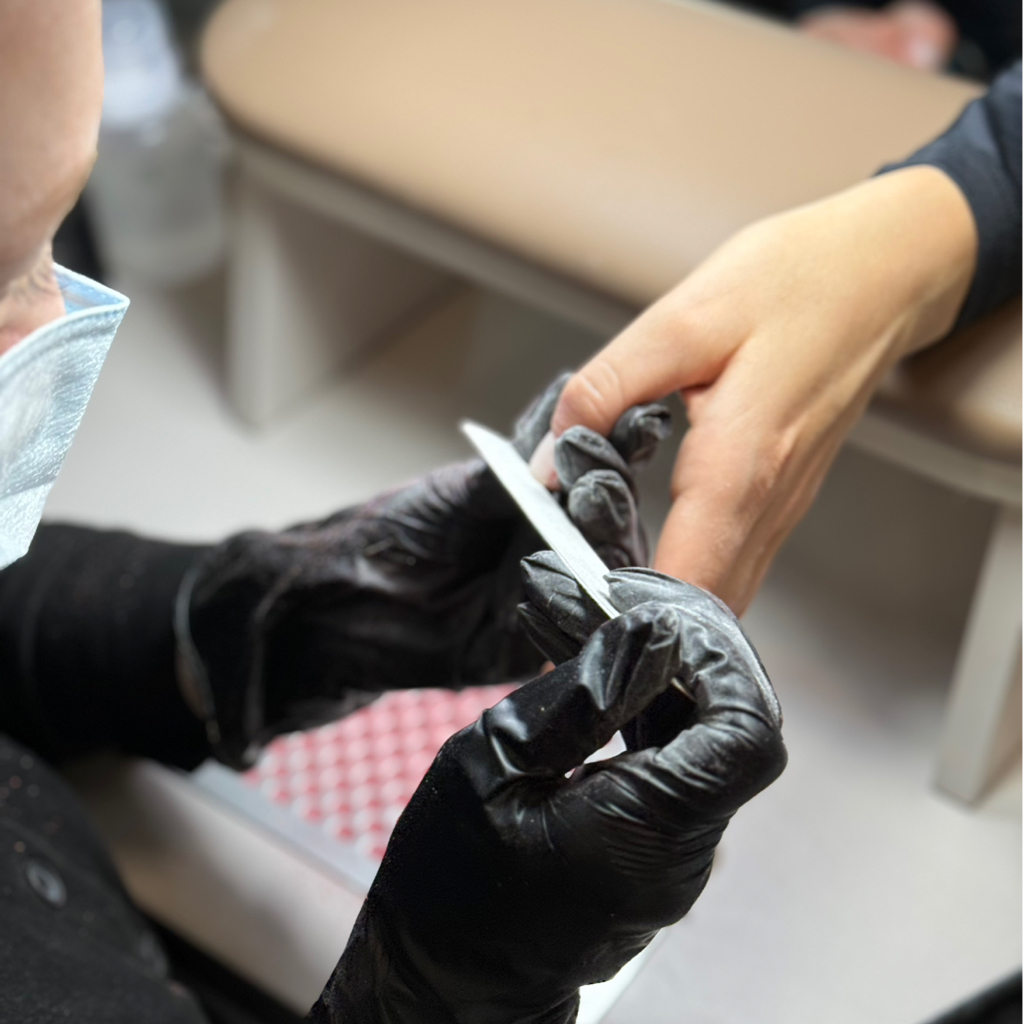 Снятие и маникюр без покрытия