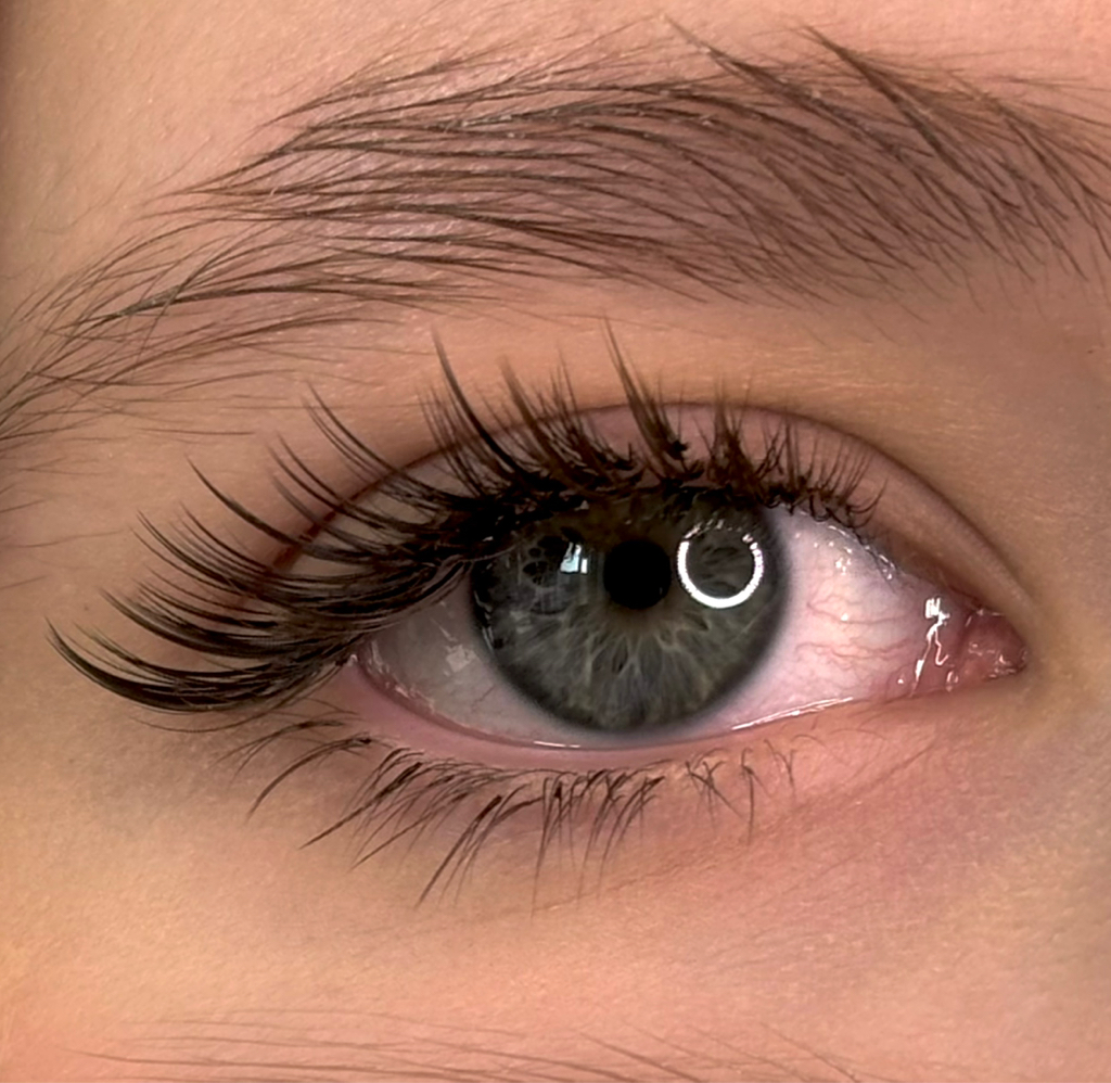 Эффект MASCARA (туши) по системе LED