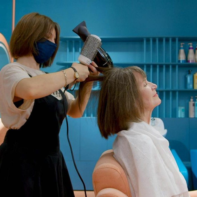 Wash, Cut & blow dry