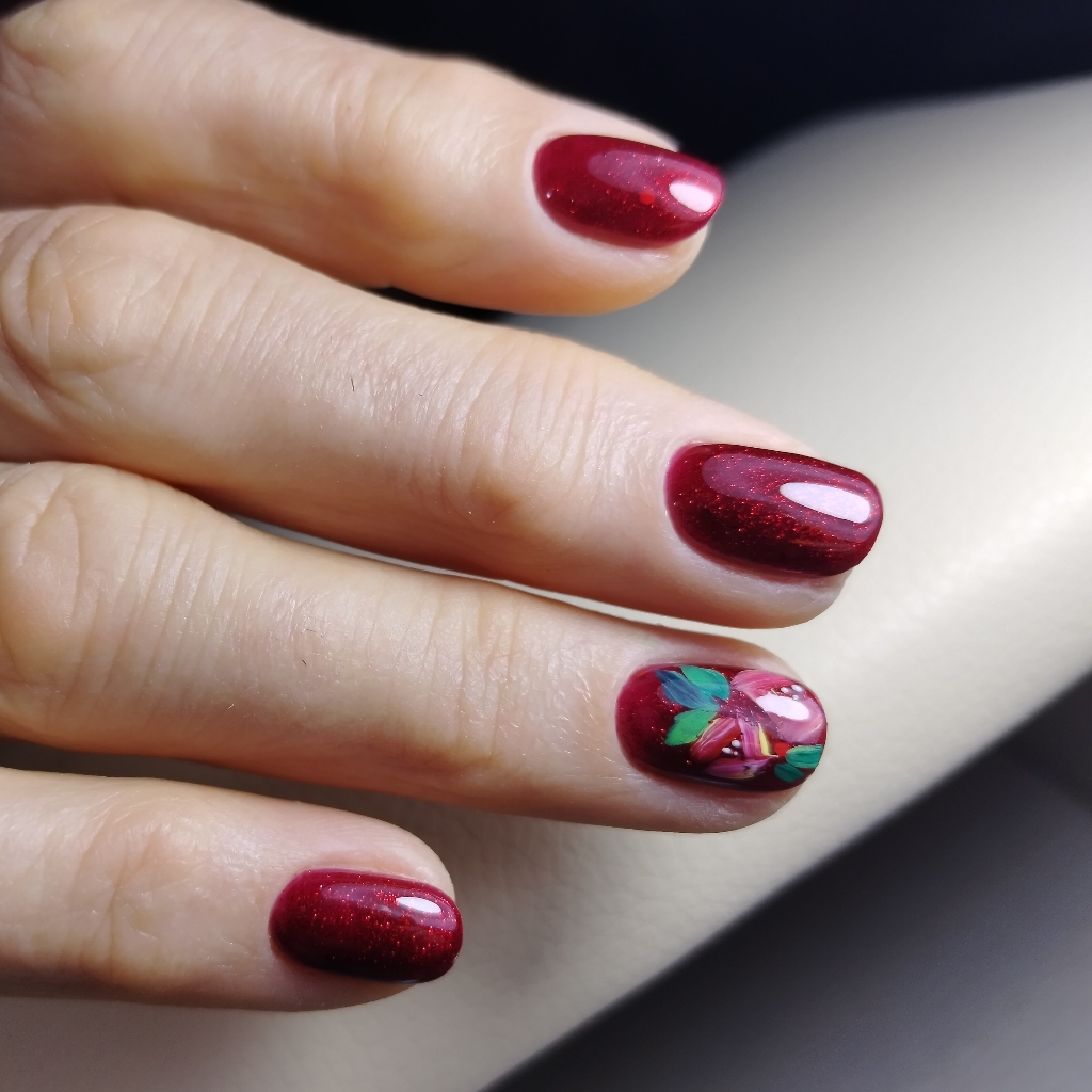 Маникюр с покрытием гель-лаком