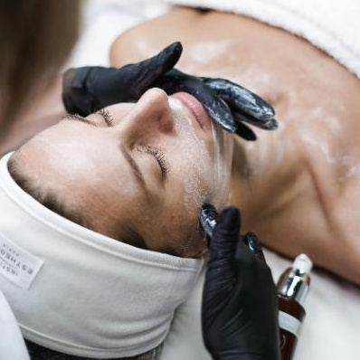 Signature facial