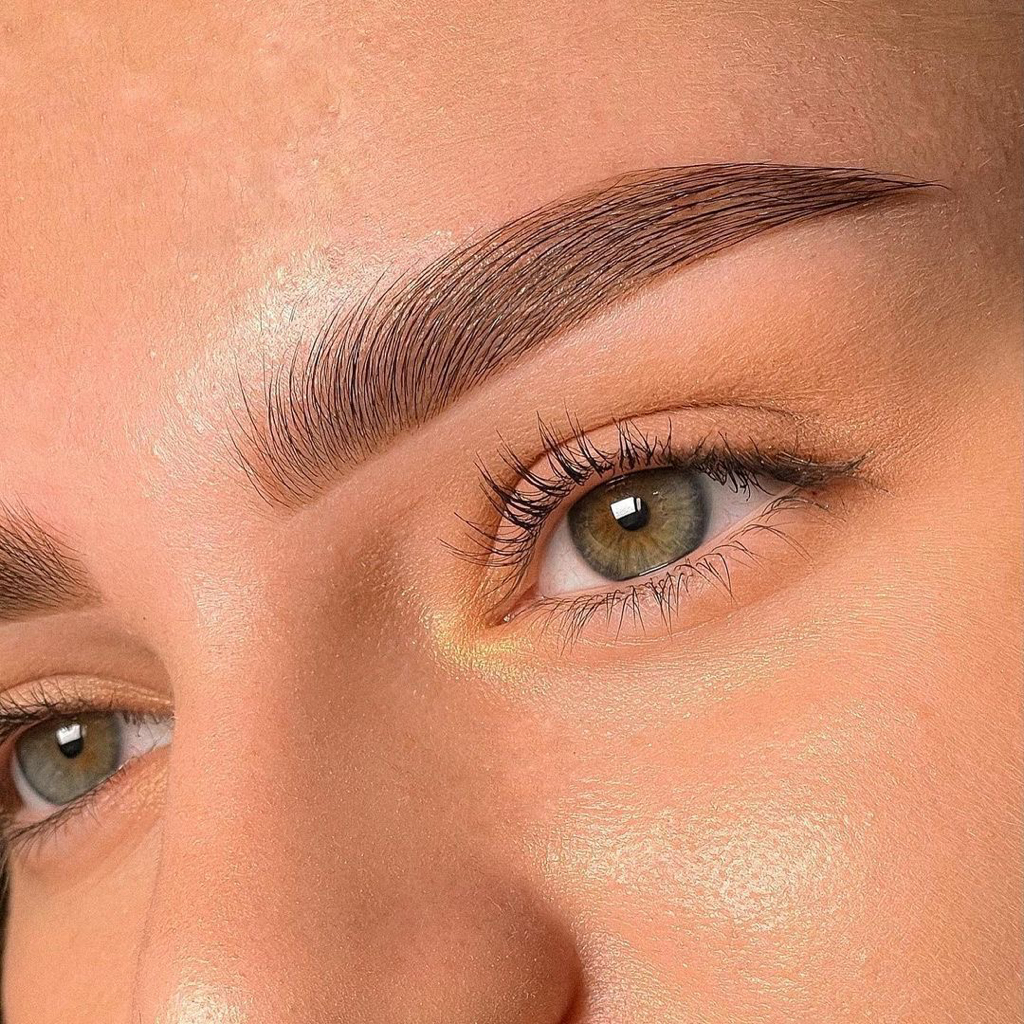 Окрашивание бровей(краской, хной)