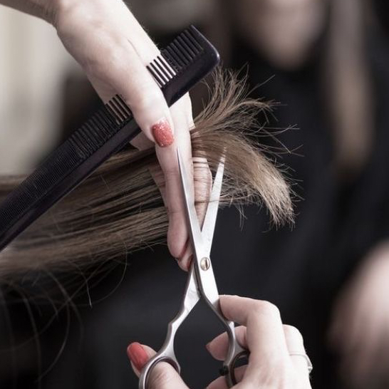 Стрижка женская