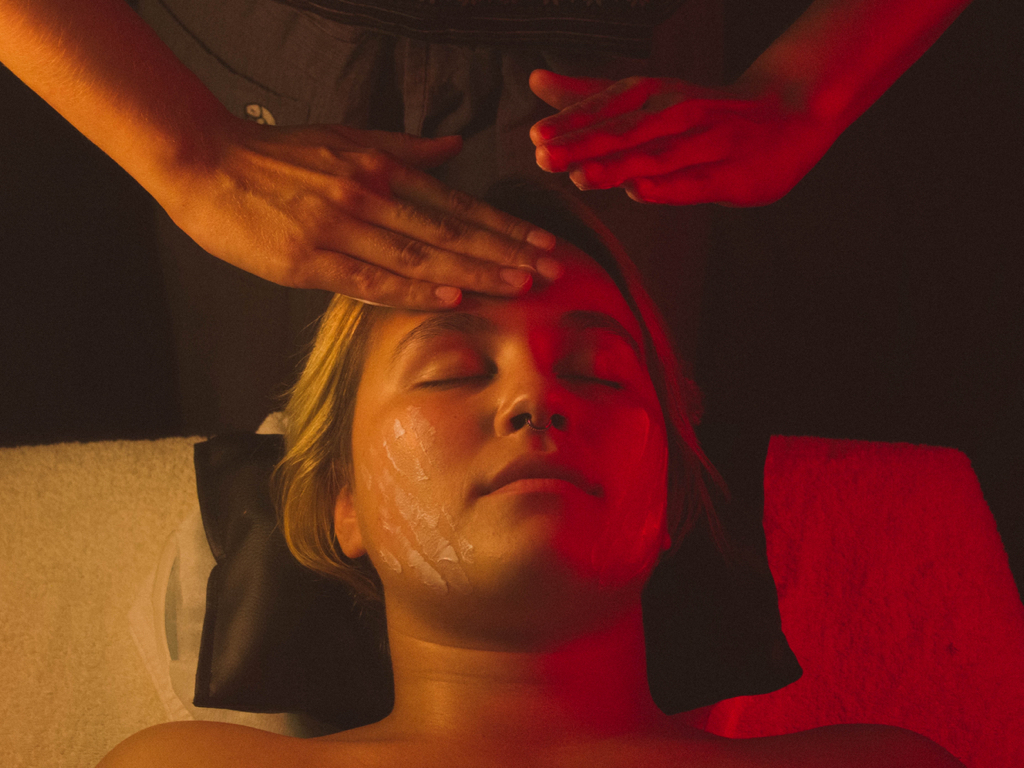 Комплекс «Массаж тела и лица»