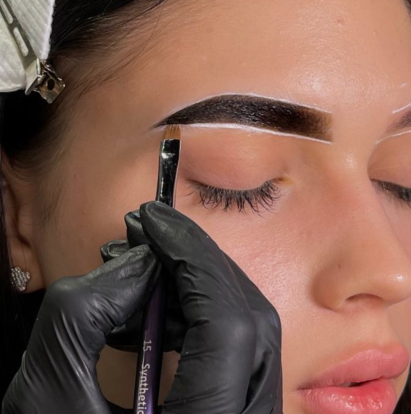 Eyebrows correction & Tint