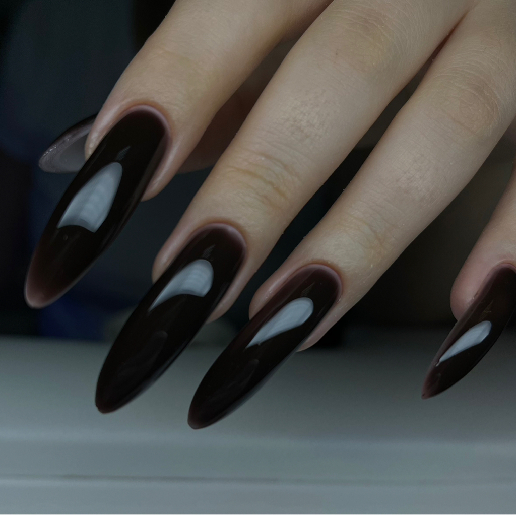 Наращивание ногтей L