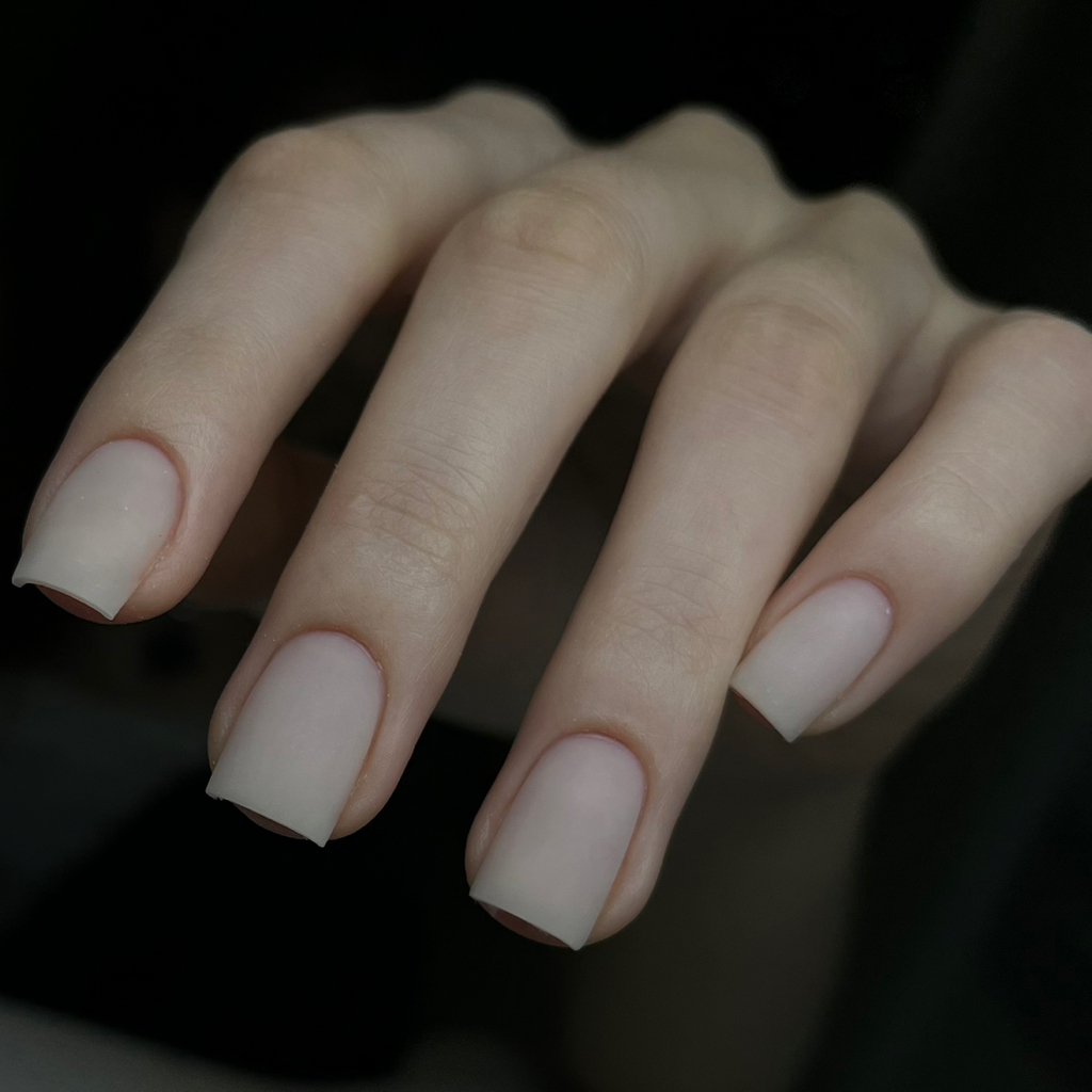 Маникюр с покрытием (короткие)