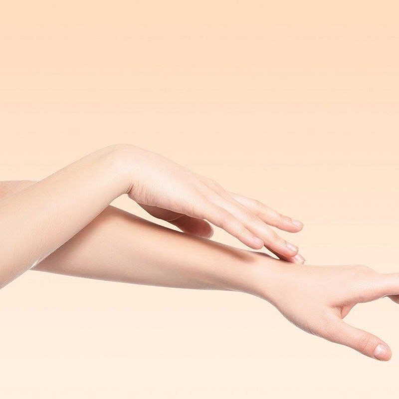 Руки до локтя