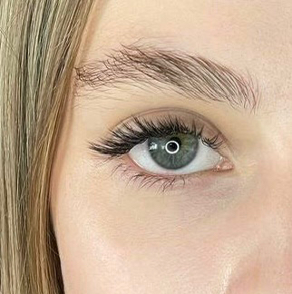 Led наращивание ресниц 3D