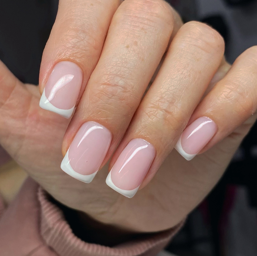 Маникюр с покрытием