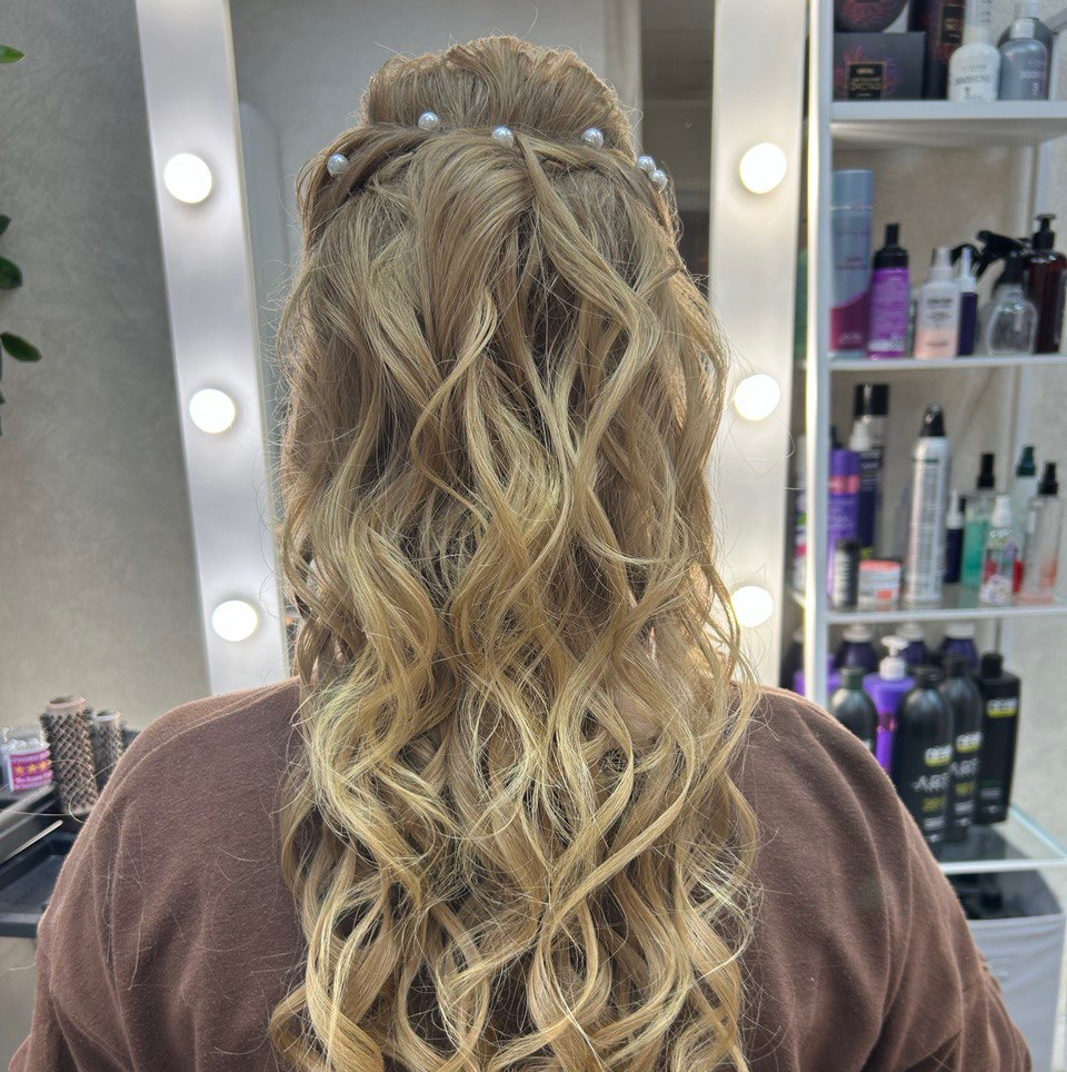 Прическа, создание образа