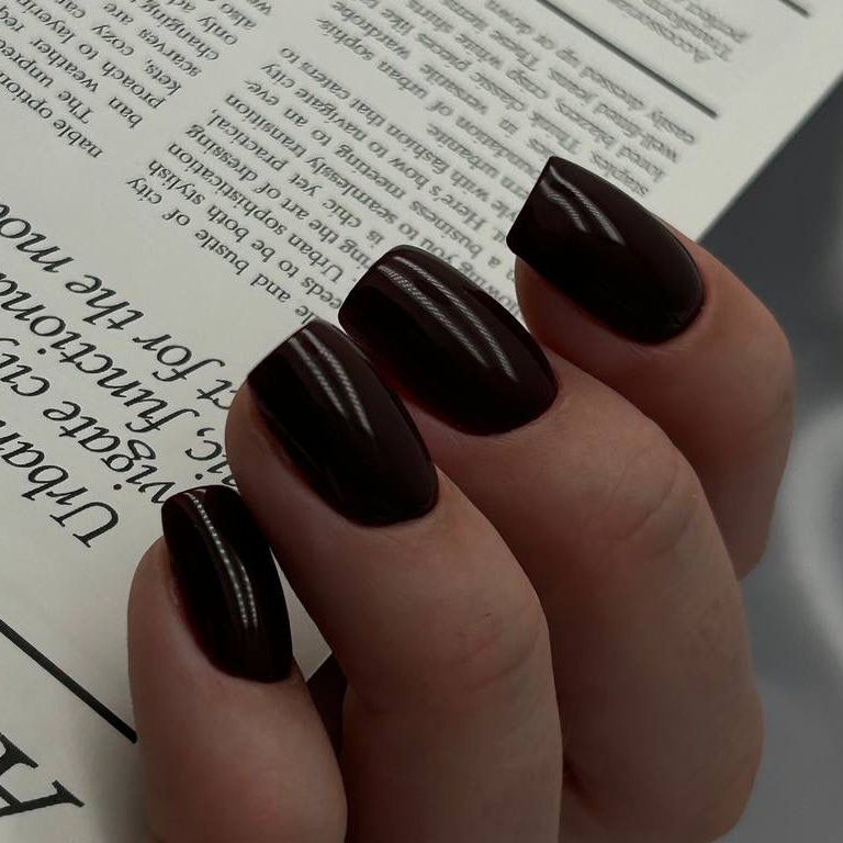 Маникюр + гипоаллергенный гель лак LUXIO